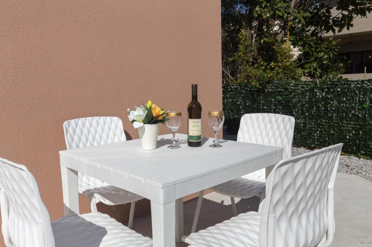 Starfish Accommodation Tivat Exterior foto